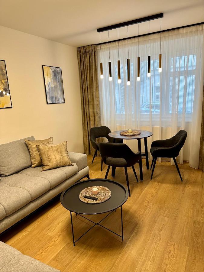 Apartman Panenska Prag Exteriör bild