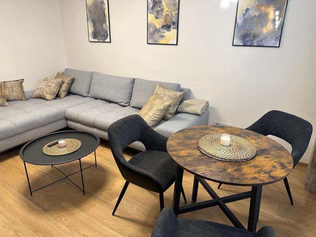 Apartman Panenska Prag Exteriör bild