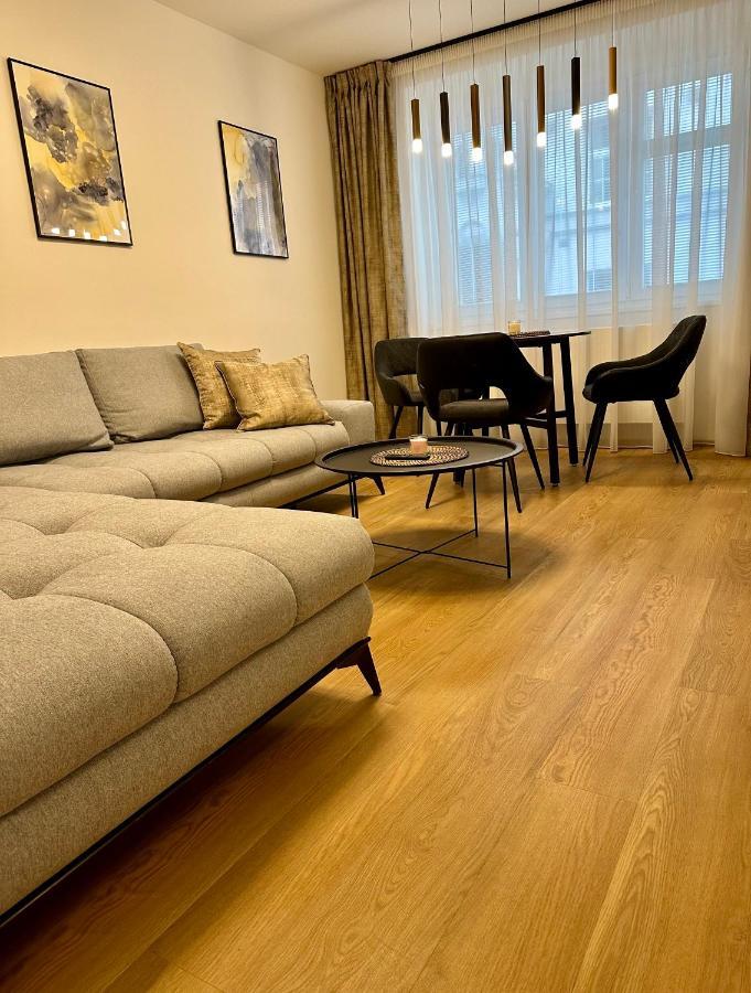 Apartman Panenska Prag Exteriör bild